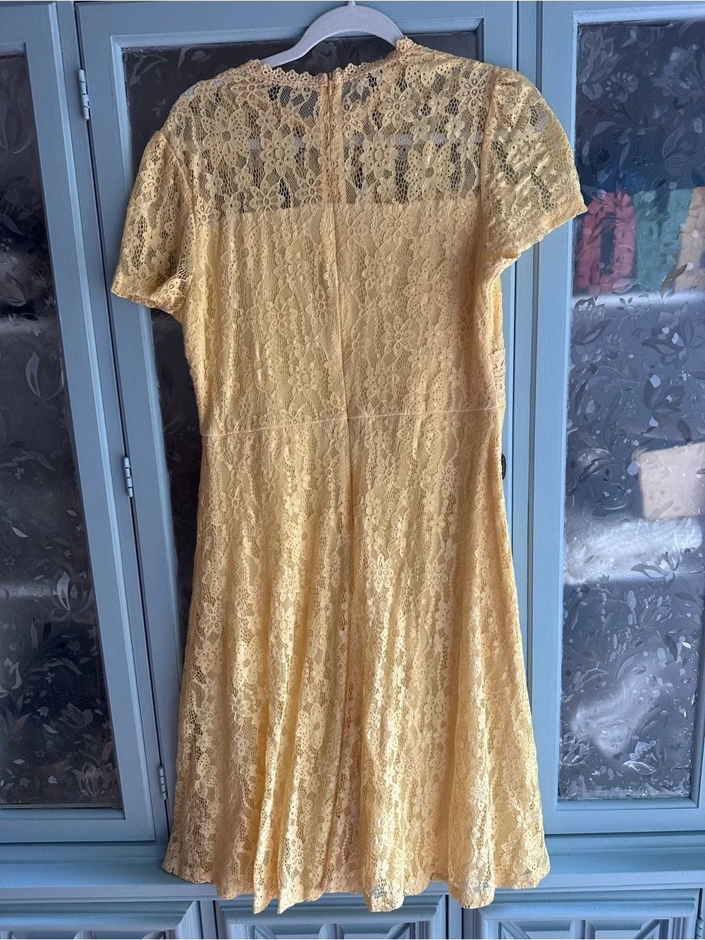 Ticosa Pale Yellow Lace Long-Sleeve Dress